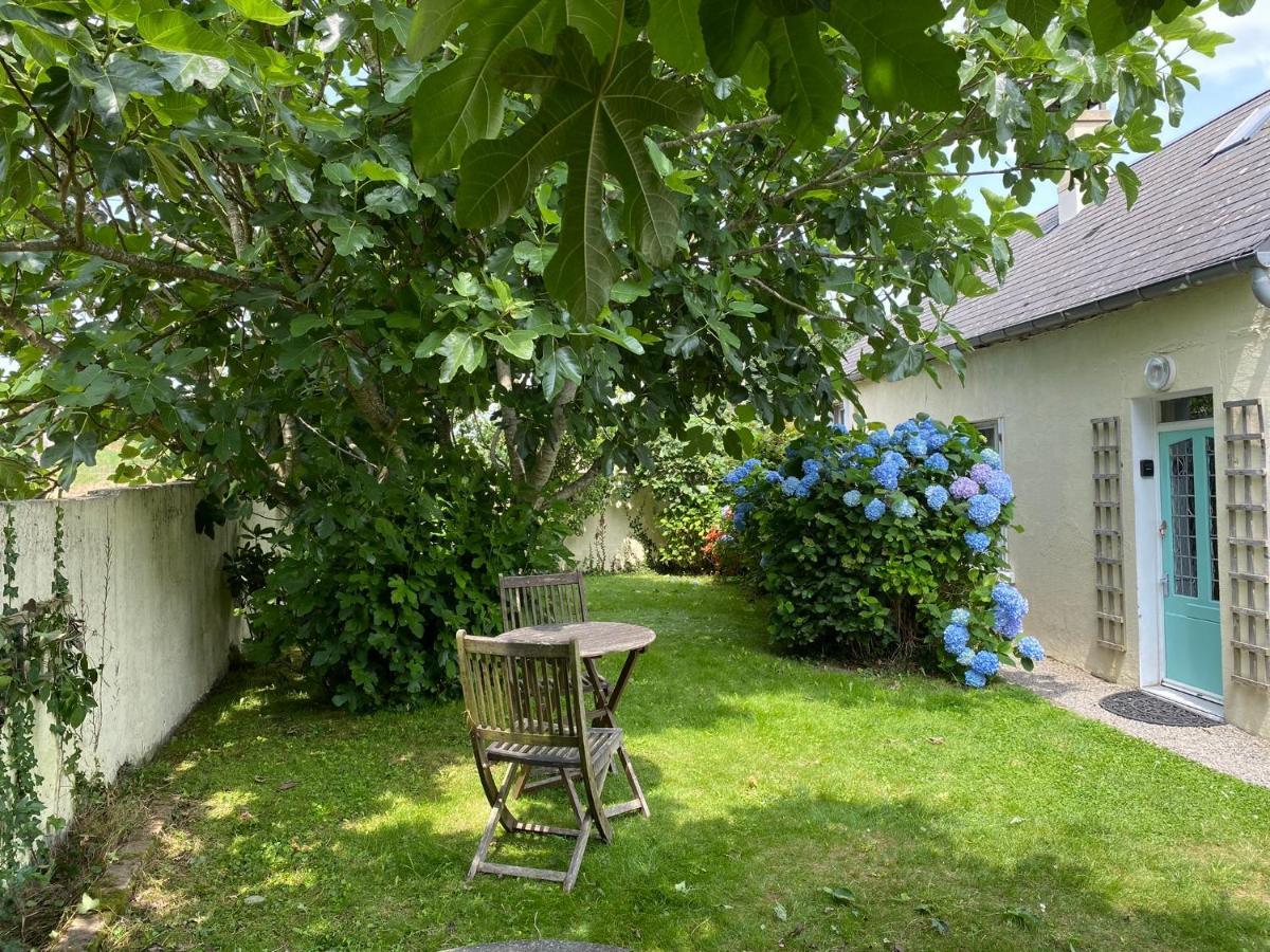 Mantilly Cottage Bagian luar foto